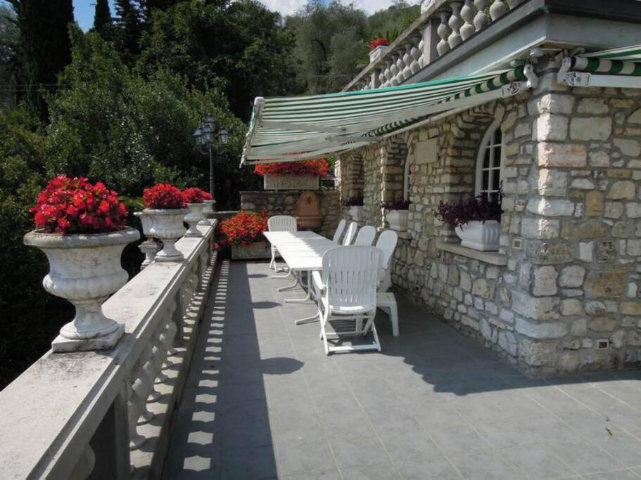 Villa Pinetina 加尔尼亚诺 外观 照片