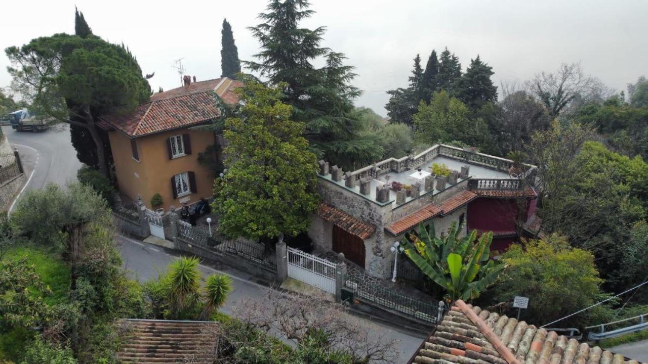 Villa Pinetina 加尔尼亚诺 外观 照片